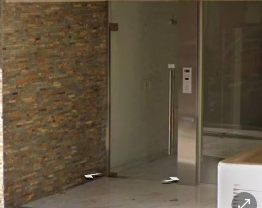 Apartamento Amplio Monoambiente En Edificio Nuevo Con Estacionamiento